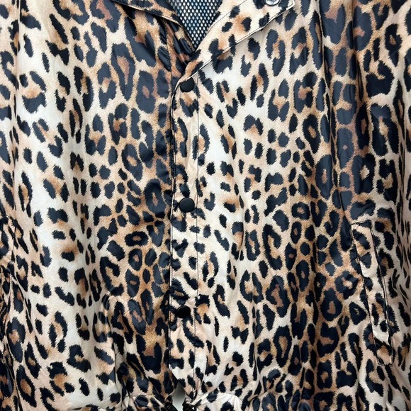 Forever 21 Cropped Leopard Print Windbreaker Jacket Size 1x - Picture 11 of 11
